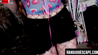 Insanely Hot Slender Babe Gives A Mind-Blowing Massive Dick Deepthroat & Swallow! Huge Load On Face!