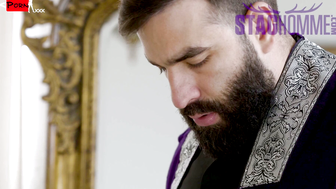 UNBELIEVABLE ENCOUNTER  Staghomme Leandro Desires Close Relations with Bastian Karim