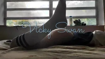 Eighteen inside skirt and tights uniform rubbing clitoris until shaking orgasm