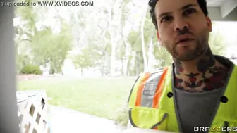 Atypical Delivery / Brazzers full movie at http://zzfull.com/delivery