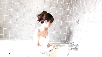MaUnknown's Exotic Erotic Adventure - Steamy Sex in Japan