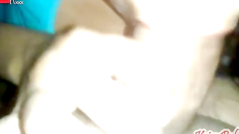 The bangalore Beautiful IT girl giving blowjob to tamil boy