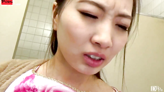 Bosss Secret Taste Roaria Hatsoo uncovers her Superiors Hidden Desire in the Office Bathroom of Shame