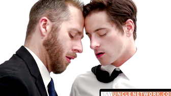 Twinks Raw - Innocent Boy Gets Rough Anal Sex From Doctor