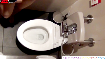 JAPANESE BEAUTY CAUGHT IN THE ACT - SAKURA'S NIGHT OF DESIRE