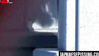 Public Peeping - Scandalous Korean Babes Bared In Public For Cash