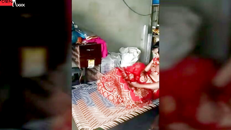 DesperateHouseWivesIndia - Horny Milfs in India Fucked Hard by Strangers