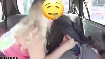 Married woman forgets her wallet at home and had to pay Uber