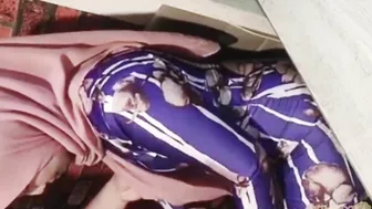 Baju belang ungu sedang asyik BLOWJOB