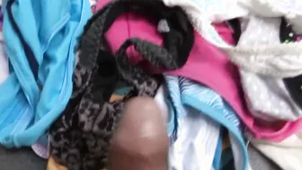 CUMSHOTS INSIDE THE LINGERIE OF MY OLDER FIANCE HISPANIC MOTHER