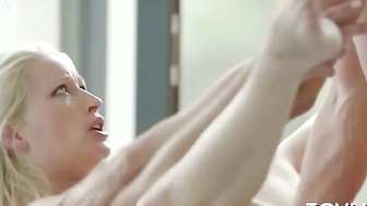 Sultry Seductress Uma Z. Unleashes Her Wild Side