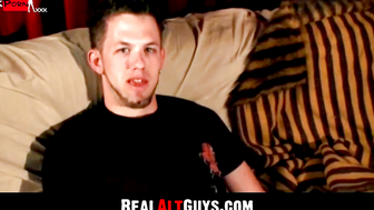 REALALTGUYS.COM  Skater Heartthrob Fuels Passionate Orgasm with Insatiable Cock!