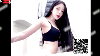 Naughty Schoolgirls - Hyun Ah & Yoon, Two Korean Babes Share Their Sexual Fantasies