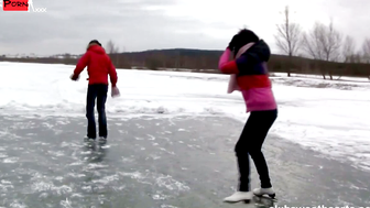 Sizzling Winter Warmth Lussy and Laras Frozen Finger Frenzy