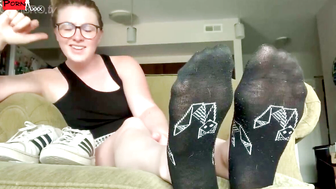 Suffocating on my Feet Desperate Cuckold Satisfaction