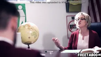 4 Unruly Students Pressure Scared Professor In Hard Gang Bang Dee Williams -