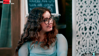 TS Waitress Tempts Chubby Client A Cafe Seduction