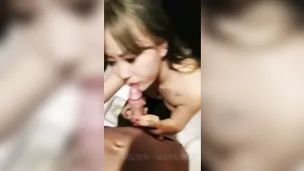 700 Lbs porn video – 【中国】自拍在KTV里面花700元找个陪酒的 口活各方面都很满意。