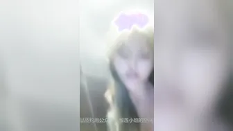 【中国】自拍在KTV里面花700元找个陪酒的 口活各方面都很满意。