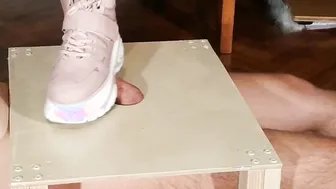 Dominatrix dick stomping sub (magyar alazas) pt2