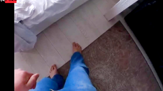 Stiefsohn zeigt der Mutter wahrhaftig die Macht mit Handschellen geheftet