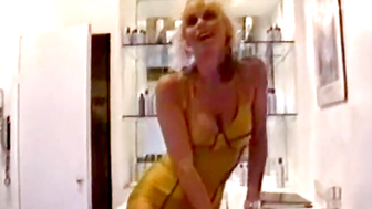 Linzi Drews Lesbian Lovin  Insatiable Fanny Fucker