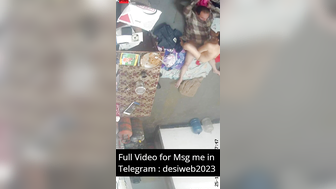 Petite Indian Cutie Exposes Her Toned Little Tits