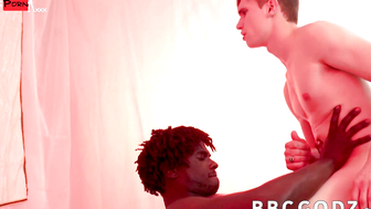 Mature Muscle Bear Pounds Submissive Twink Hardcore After Gritty Blowjobs
