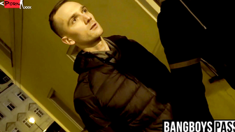 Two guys fuck in a building. . . . . . . . . . . . . . . . . . . . .
