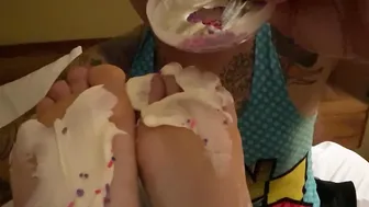 Funfetti Cake Toes