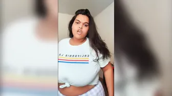 LAIBAST BRAZILIAN BBW WITH A PHAT BUTT and HUGE BREASTS