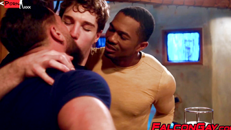 Hunky Sean Xavier fucks Heath Halos hole while Hazel eats his dick