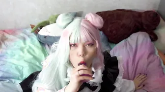 Head for a vibrator from adorable maid Furiyssh