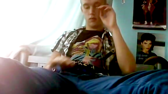Young Hunk's Solo Masturbation Session - Austen Ellis