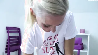 CrazyTina  Perverse PissSpiele