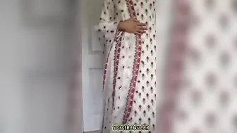 Sara ne nanga film banaya striptease sara for you.