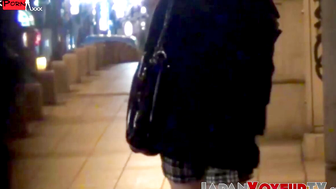 Asian Voyeur - homemade Captures A Pretty Lady's Intimate Moment