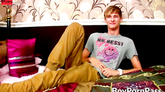 Twinks Unleashed - Scene #3 - Twunk's Big Load on Hot Body