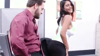 Beauty goddess Priya Rai