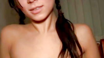 Sinfully Seductive Brunette Babe Gives Oral Sex Action