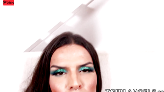 Bubble Butt Transgender Sensation - Big Boobs & Curvy Body Fucked Hard