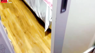 Step-Mother's Hot Handjob Session with StepSon Ending in Big Load
