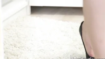 Gap porn video – Angelic Dainty 18 Light Fairy Getting Her Asshole Gaped