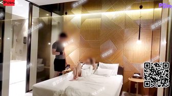 Korean Hotel Massage - Old Man Granny Masseuse Gives Sensual Oil Rub