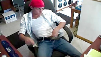 Twinks Solo Jack Off - Hot barely legal Guy Masturbates To Porn