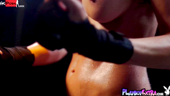 Natalie Mae's Naked Workout - Teen Boxing Bombshell Reveals Perfect Body