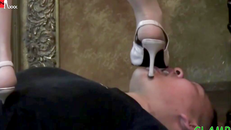 Hot Babe Gives Sensual Blowjob & Rides Big Dick For A Wild Orgasmic Fuck