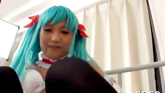 Astonishing Babe's Old-School Sex Ed Lesson