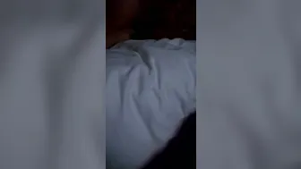 Isteri layan lelaki lain depan mata