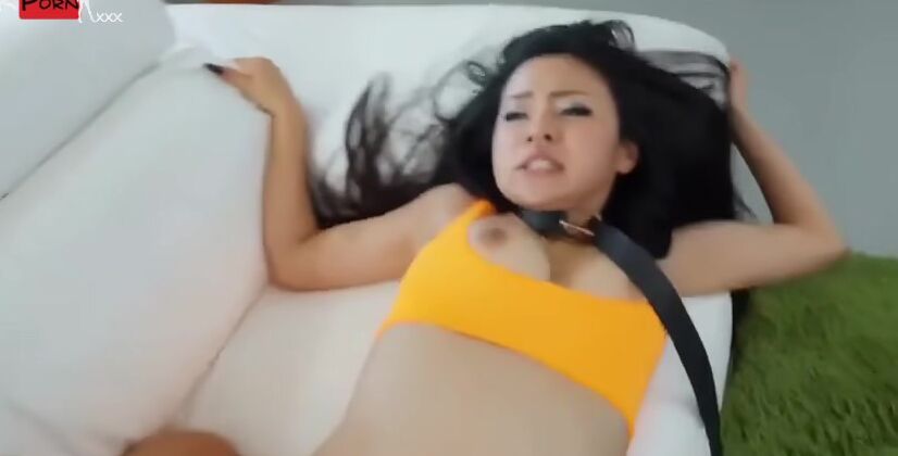 Brazilian Babe Gives Everything - Exotic Dancer Shows Off Her Moves